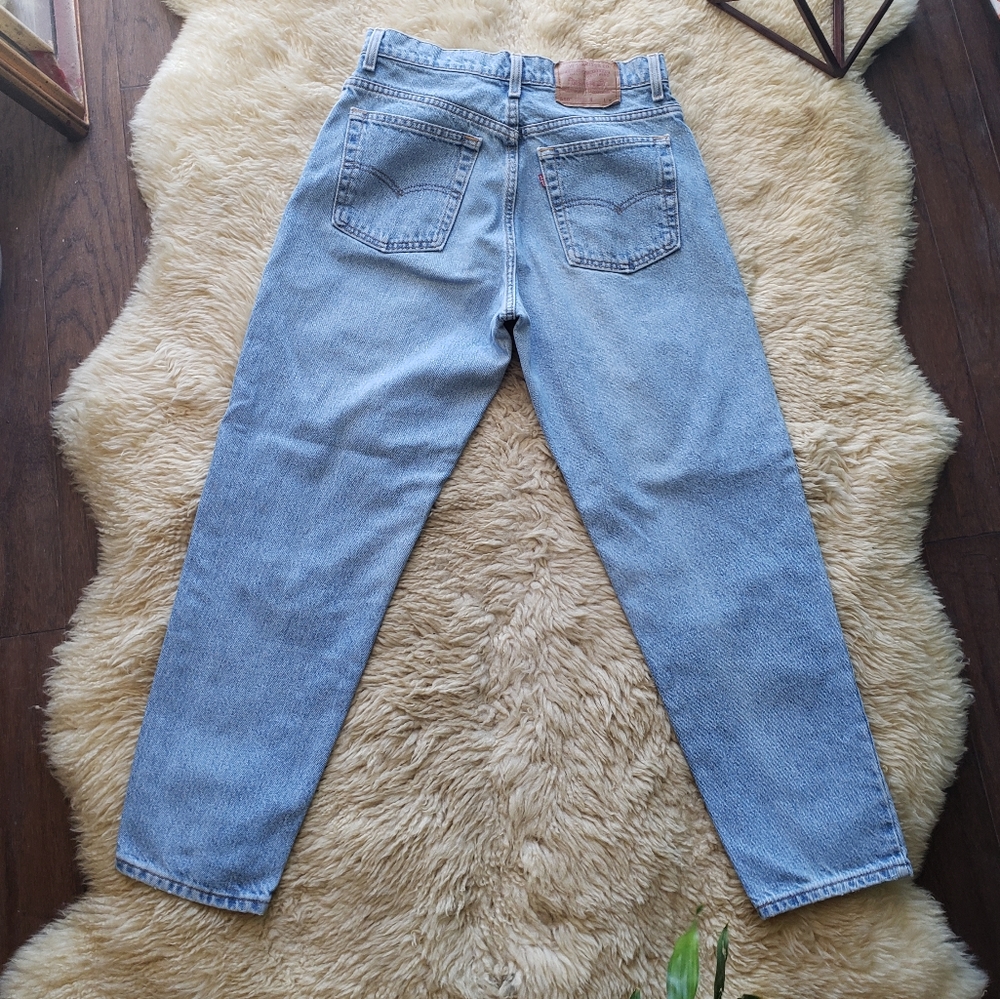 '94 Vintage High Rise Levi's 550 Light Wash - Picture 4 of 8